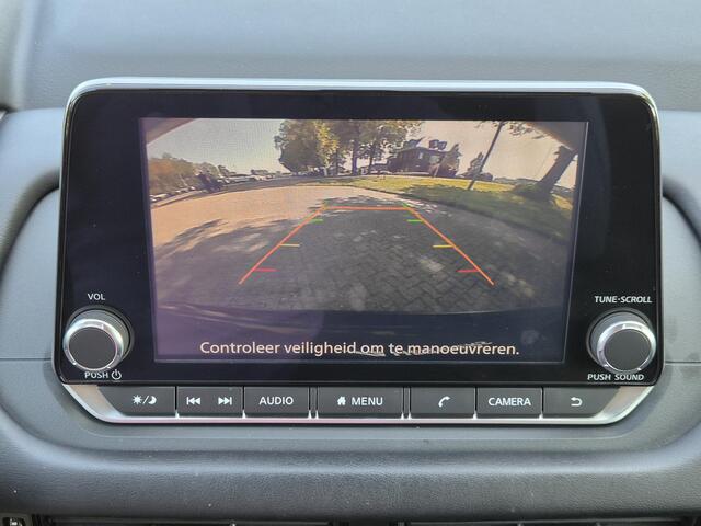 Nissan QASHQAI 1.3 MHEV Xtronic Acenta Automaat / Cold Pack / Navigatie via Apple Carplay of Android Auto / Trekgewicht 1800 kg / Achteruitrijcamera / Keyless Entry/Start / Stuur- en Stoelverwarming / Voorruitverwarming /