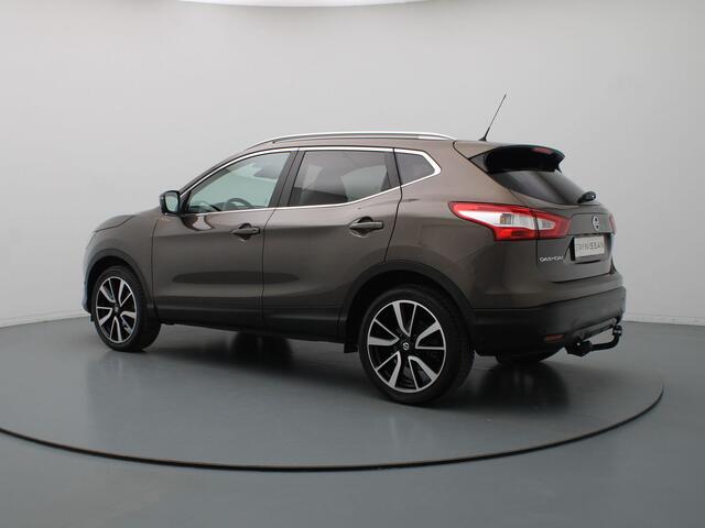 Nissan QASHQAI 1.2 Tekna 360° Camera | Cruise | Navi | Parkeersens. v+a | Stoel-/stuurverw. | Trekhaak