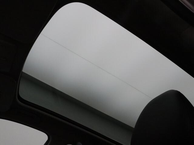 Nissan QASHQAI 1.2 Tekna 360° Camera | Cruise | Navi | Parkeersens. v+a | Stoel-/stuurverw. | Trekhaak
