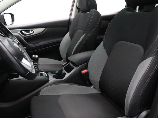 Nissan QASHQAI 116pk N-Connecta 360° Camera | Cruise | Navi | Parkeersens. v+a | Panoramadak