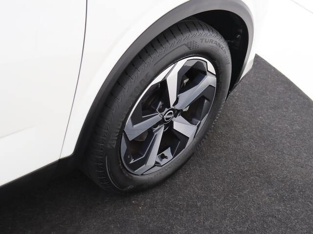 Nissan QASHQAI 1.3 MHEV Xtronic N-Connecta | Panoramadak | Camera's rondom