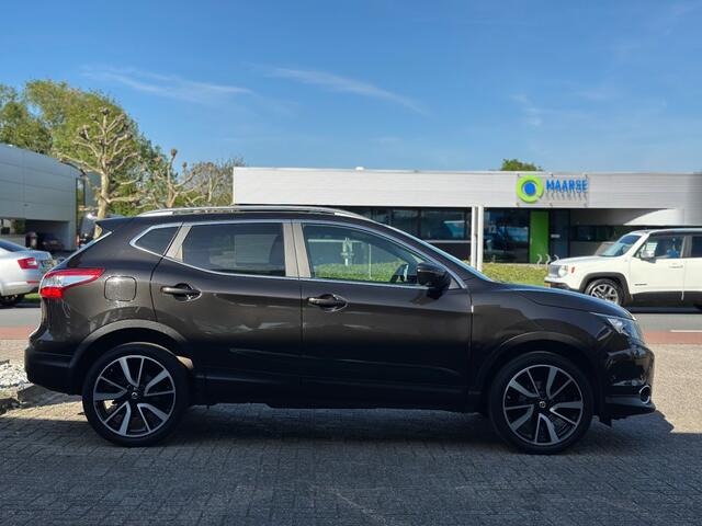 Nissan QASHQAI 1.2 Tekna Dealer onderhouden'' Panoramadak - Trekhaak - 360 Came