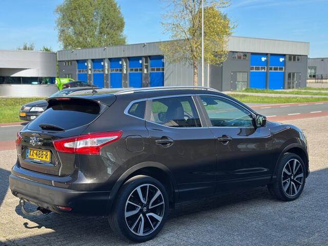 Nissan QASHQAI 1.2 Tekna Dealer onderhouden'' Panoramadak - Trekhaak - 360 Came