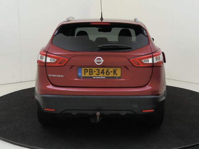 Nissan QASHQAI 1.2 N-Connecta | Panoramadak | Stoelverwarming | Trekhaak | Camera's rondom