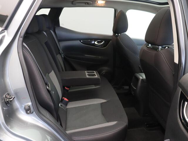 Nissan QASHQAI 1.3 DIG-T Design Edition | Panorama Dak | Camera's Rondom | Velgen Lichtmetaal | Navigatie |
