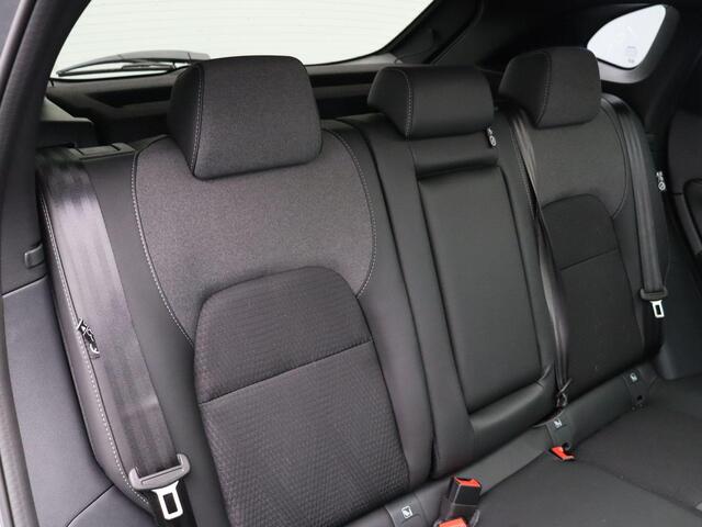 Nissan QASHQAI 1.5 e-Power N-Connecta | Rijklaarprijs!! | Stoel, Stuur en Voorruitverwarming | Adaptieve Cruise Control | Keyless Entry | Panorama Dak |