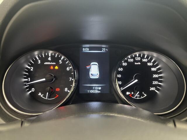 Nissan QASHQAI 1.6 Acenta / Trekhaak / Metaalkleur / Automatische airco / Parkeersensoren voor + achter / Lichtmetalen velgen 17" / Cruise control / Bluetooth telefoonvoorbereiding