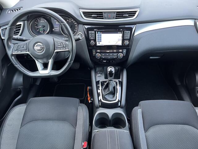 Nissan QASHQAI 1.2 N-Connecta Automaat / Trekhaak (Trekgewicht 1.000kg) / Panorama-dak / 360° Camera / Cruise- en Climate Control / Keyless Entry & Start / Parkeersensoren voor en achter / Navigatie full map / Bluetooth / Lane assist