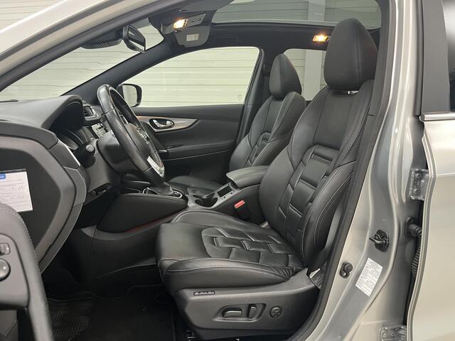 Nissan QASHQAI 1.3 DIG-T Tekna + / Trekhaak 1500 KG / Lederen Bekleding / Panoramadak / Stoelverwarming /