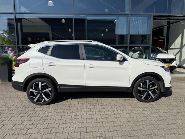 Nissan QASHQAI 1.3 DIG-T Tekna *Trekhaak & Panoramadak*