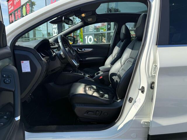 Nissan QASHQAI 1.3 DIG-T Tekna *Trekhaak & Panoramadak*