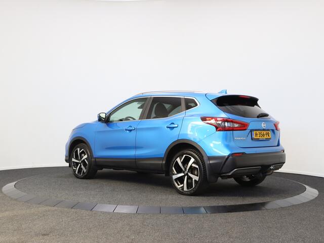 Nissan QASHQAI 1.3 DIG-T Tekna | Panoramadak | Trekhaak | Navigatie | Stoelverw
