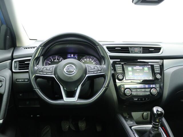 Nissan QASHQAI 1.3 DIG-T Tekna | Panoramadak | Trekhaak | Navigatie | Stoelverw