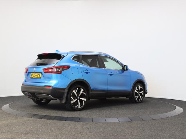 Nissan QASHQAI 1.3 DIG-T Tekna | Panoramadak | Trekhaak | Navigatie | Stoelverw