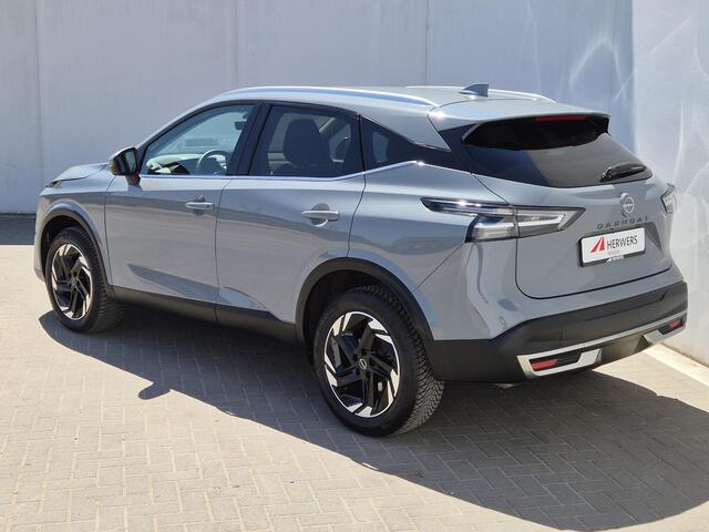 Nissan QASHQAI 1.3 MHEV Xtronic N-Connecta Automaat / Cold Pack / Trekgewicht 1800 kg / Nieuw model / Facelift / Rondomzicht camera / Allseason Banden / Stuur- en Stoelverwarming / Adaptief cruise control / Voorruit verwarming /