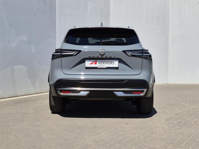 Nissan QASHQAI 1.3 MHEV Xtronic N-Connecta Automaat / Cold Pack / Trekgewicht 1800 kg / Nieuw model / Facelift / Rondomzicht camera / Allseason Banden / Stuur- en Stoelverwarming / Adaptief cruise control / Voorruit verwarming /