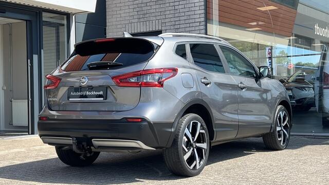 Nissan QASHQAI 1.3 DIG-T Tekna + | Pano | Navi | Camera | Trekhaak