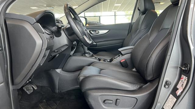 Nissan QASHQAI 1.3 DIG-T Tekna + | Pano | Navi | Camera | Trekhaak