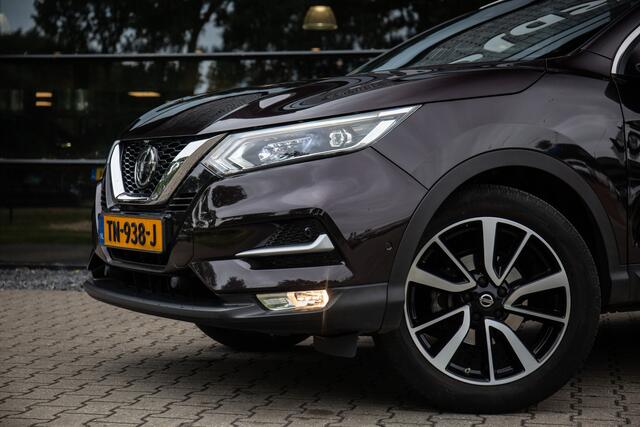 Nissan QASHQAI 1.2 Business Edition , Panoramadak, Trekhaak, Bose,