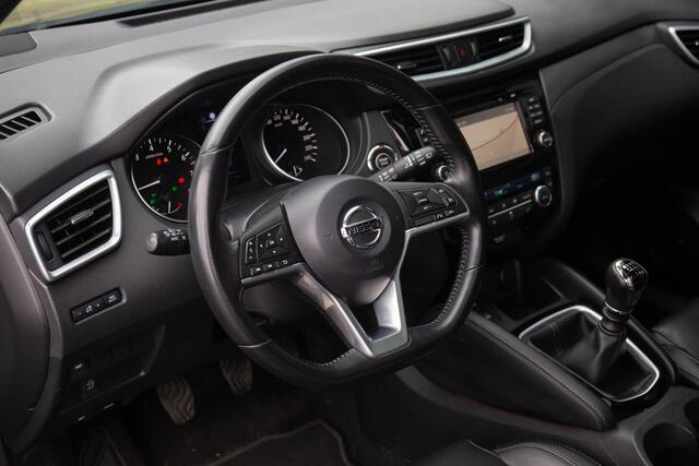 Nissan QASHQAI 1.2 Business Edition , Panoramadak, Trekhaak, Bose,