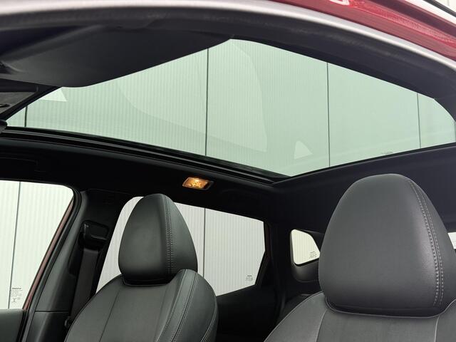 Nissan QASHQAI 1.3 DIG-T N-Tec / Panoramadak / Climate Control / Navigatie / Safety Plus Pack / Trekhaak Afneembaar 1.300 KG /
