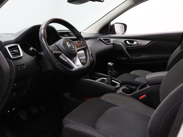 Nissan QASHQAI 120pk N-Connecta 360° Camera | Cruise | Navi | Parkeersens. v+a | Panoramadak