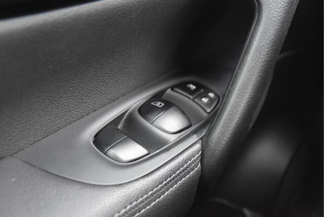 Nissan QASHQAI 1.2 Tekna 17"