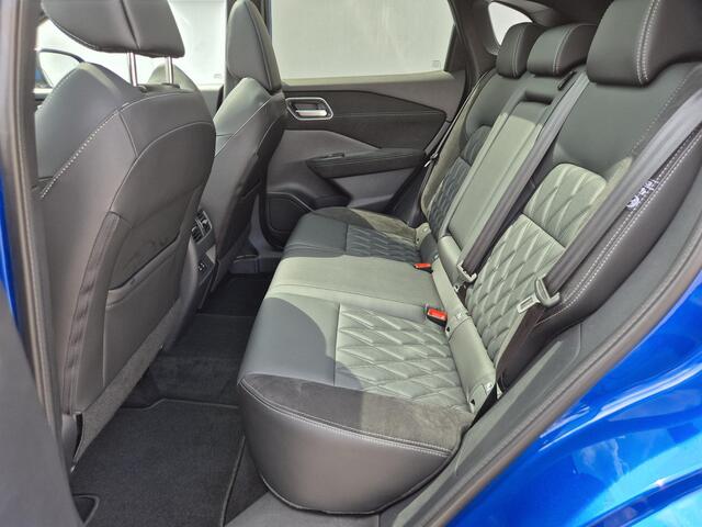 Nissan QASHQAI 1.3 MHEV Xtronic Tekna Plus Automaat / Cold Pack / Nieuw Model / Facelift / HUD / Panoramadak / Adaptief CC / Stuur- Stoel en voorruitverwarming / Rondomzicht camera / Trekgewicht 1800 kg / Elektrische achterklep /