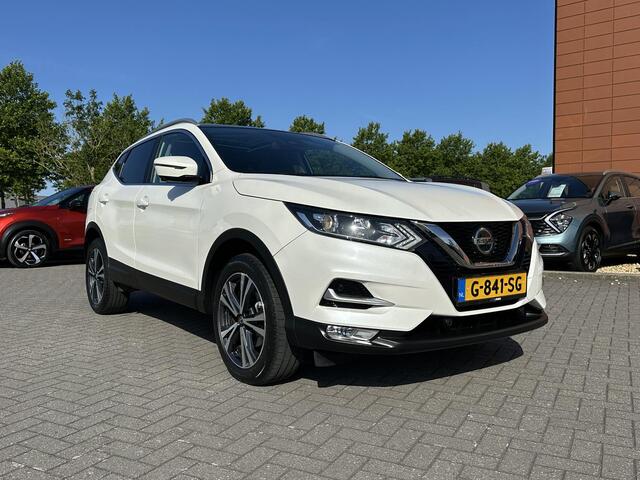 Nissan QASHQAI 1.3 DIG-T N-Connecta Trekhaak |Design Pack | Panoramadak | Apple Carplay/Android Auto | 360° Camera | Keyless Entry | Navigatie | DAB | Rijklaarprijs!