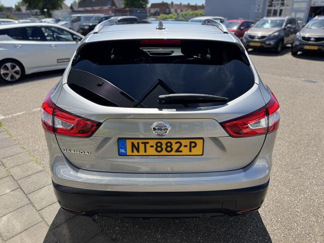 Nissan QASHQAI 1.2 N-Connecta Design Cold pack