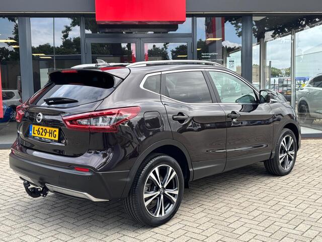 Nissan QASHQAI DIG-T 140 MT Design Edition | PANORAMADAK | RONDOM CAMERA | TREKHAAK | 18 INCH |
