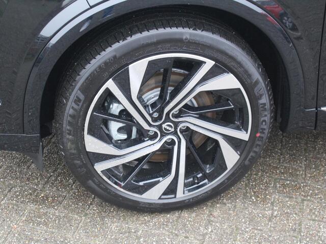 Nissan QASHQAI 1.5 e-Power Tekna Plus / ¤7500,- Nissan Voorraadvoordeel / Nieuw uit Voorraad Leverbaar / Panoramadak / Cold Pack / Bose Audio / Massagestoelen /