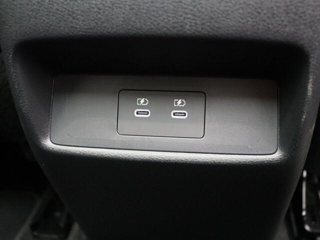 Nissan QASHQAI 1.3 MHEV Xtronic Tekna Plus | Stoel/Stuur Verwarming | Panorama Dak | Stoel Massage | Bekleding Leder |