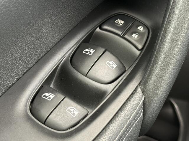 Nissan QASHQAI BWJ 2019 1.3 160 PK DIG-T Tekna + CAMERA / CLIMA / NAVI / CRUISE / APPLE CARP. / ANDROID AUT. / BLUETOOTH / PRIV. GLAS / LMV 17 INCH / MULTIFUNCT. STUUR