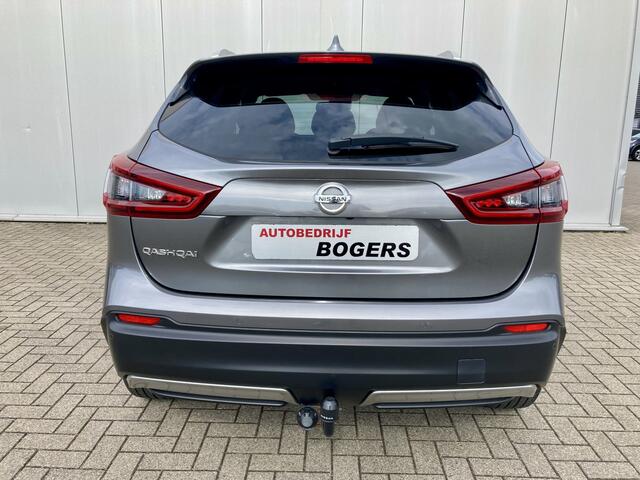 Nissan QASHQAI 1.3 DIG-T Premium Edition DCT Automaat 19" lichtmetalen velgen, lederen bekleding, trekhaak, PDC V+A