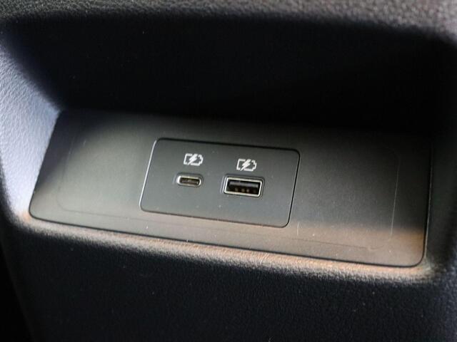 Nissan QASHQAI 1.3 MHEV Xtronic N-Connecta | 1800kg Trekvermogen | 360 Graden Camera | Adaptieve Cruisecontrol | Apple/Android Auto |