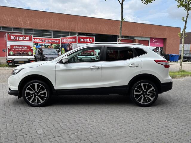 Nissan QASHQAI 1.6 Tekna | Panoramadak | Leder | Stoelverwarming | Navigatie | 360° Camera| LED Koplampen | Dodehoek | Rijklaarprijs!