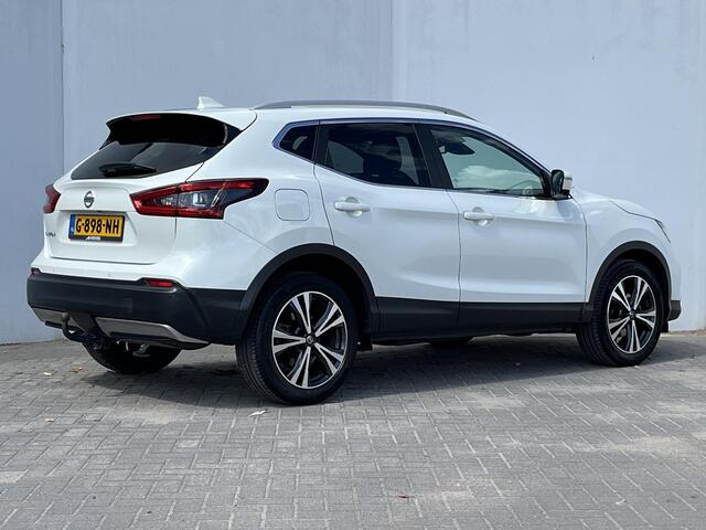 Nissan QASHQAI 1.3 DIG-T N-Connecta Automaat / Trekhaak (Trekgewicht 1.500kg ) / Panoramadak / 360° Camera / Apple Carplay & Android Auto / Navigatie full map / Cruise- en Climate Control / Keyless Entry & Start /