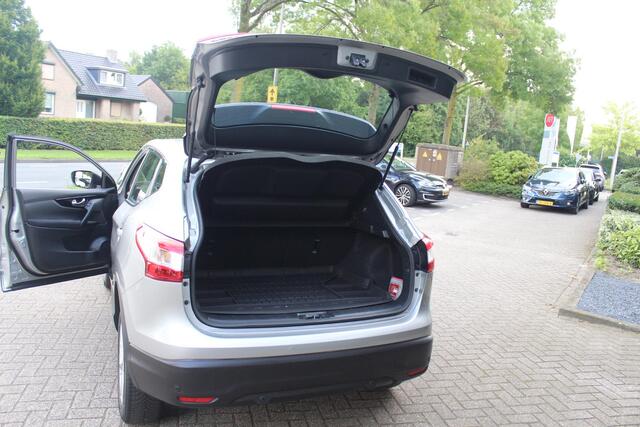 Nissan QASHQAI 1.2 Acenta AUTOMAAT! WEINIG KM!