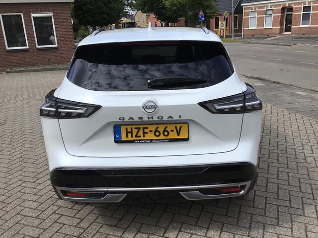 Nissan QASHQAI 1.3 MHEV Xtronic 158 Tekna Plus Cold Pack
