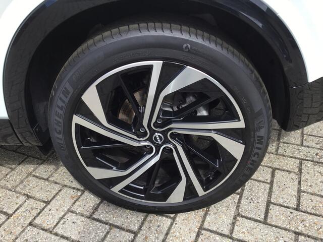 Nissan QASHQAI 1.3 MHEV Xtronic 158 Tekna Plus Cold Pack