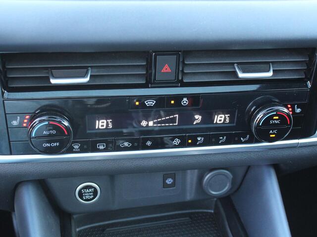 Nissan QASHQAI 1.3 MHEV Tekna / Trekhaak (1400KG Trekgewicht) / Panoramadak / Stoel- & Stuurverwarming / Navigatie + Apple Carplay/Android Auto /