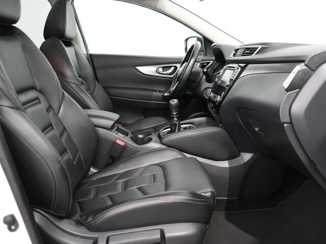 Nissan QASHQAI 1.3 DIG-T Premium Edition | Pano | Leer | Trekhaak | Camera |