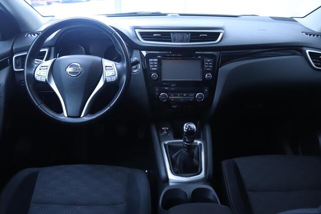 Nissan QASHQAI 1.6 N-Connecta | Achteruitrijcamera | Panoramadak | Navigatie | Afneembare trekhaak |