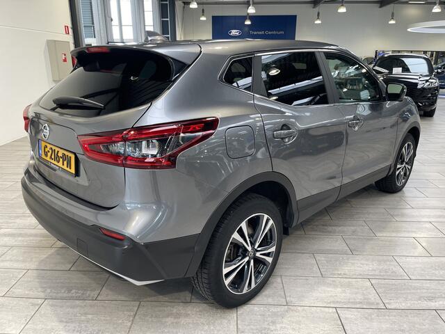 Nissan QASHQAI 1.3 DIG-T 160pk N-Connecta | Eerste Eigenaar | Dealer Onderhouden | Camera | Navigatie | Stoelverwarming | Verwarmde Voorruit | Automaat |