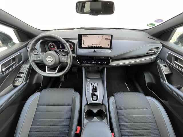Nissan QASHQAI 1.5 e-Power Tekna Automaat / Dealer Onderhouden / Trekhaak (Trekgewicht 750kg) / HUD / 360° Camera / Apple Carplay & Android Auto / Adaptieve Cruise Control / Stuur- en Stoelverwarming voor / Voorruitverwarming / Keyless Entry & Start / Elektrische Achter