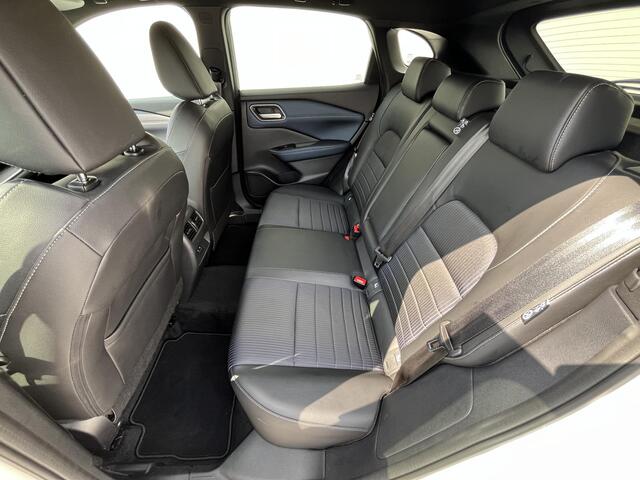 Nissan QASHQAI 1.5 e-Power Tekna Automaat / Dealer Onderhouden / Trekhaak (Trekgewicht 750kg) / HUD / 360° Camera / Apple Carplay & Android Auto / Adaptieve Cruise Control / Stuur- en Stoelverwarming voor / Voorruitverwarming / Keyless Entry & Start / Elektrische Achter