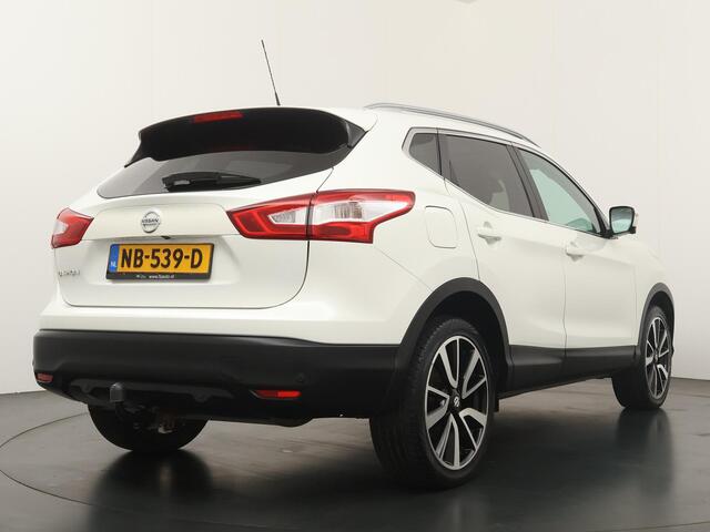 Nissan QASHQAI 1.2 Tekna Automaat - Panoramadak - Lederen bekleding - Navigatie - Trekhaak