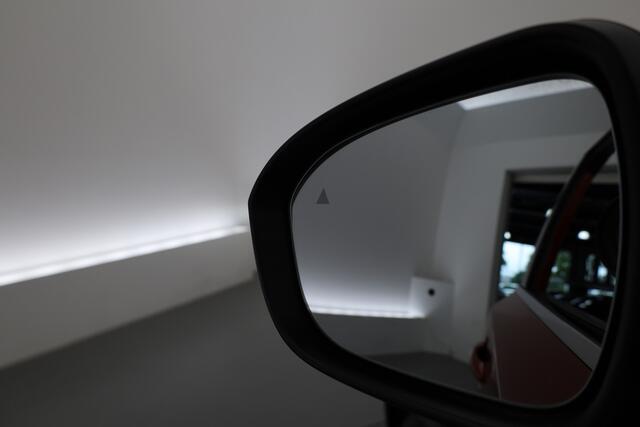Nissan QASHQAI 1.3 MHEV Acenta | Pano | Adapt. Cruise | Keyless | Camera | Trekhaak | Apple CarPlay