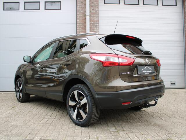 Nissan QASHQAI 1.6 N-Connecta Panoramadak/360 Camera/Navi/Trekhaak